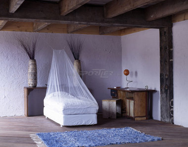CARE PLUS Mosquito Net Wedge LLI acquista in Online Shop Sicurezza in viaggio - Sportler