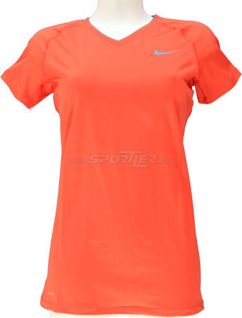 Nike Pro Fitted Shirt S/S W's acquista in Online Shop T-Shirts  - Sportler
