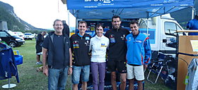 Sportler unterst&uuml;tzt die "Running family" 