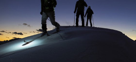 &Egrave; arrivato il nostro opuscolo sullo scialpinismo serale!