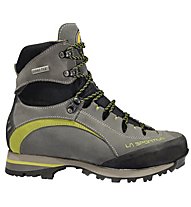 scarponi da montagna in goretex