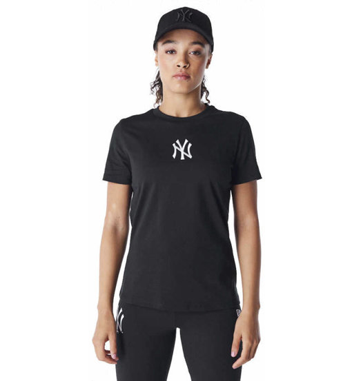 T-Shirt New Era New York Yankees: Stile Sportivo e Comfort