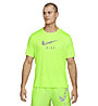 Nike Dri-FIT Run Division - Laufshirt - Herren, Light Green